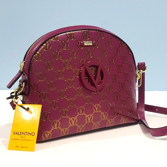 SALE! ✅ Valentino Diana Logo-Adorned Leather Bag Magenta / Gold ✨ NWT - Picture 3 of 13